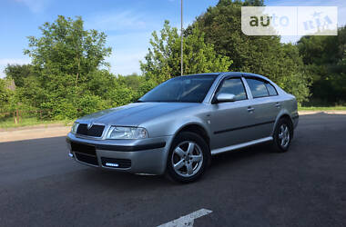 Ліфтбек Skoda Octavia 2001 в 