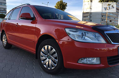 Універсал Skoda Octavia 2010 в 