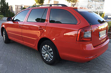 Універсал Skoda Octavia 2010 в 