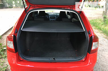 Універсал Skoda Octavia 2010 в 