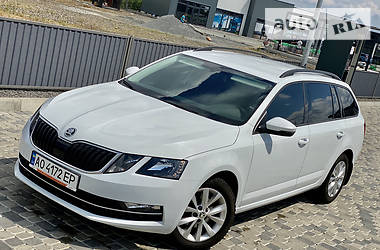 Універсал Skoda Octavia 2017 в 