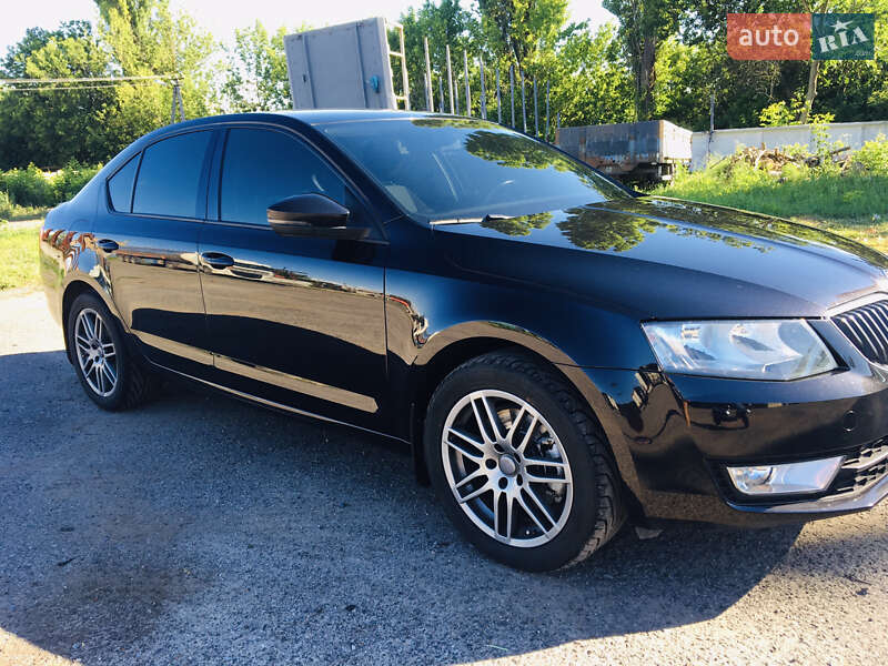 Лифтбек Skoda Octavia 2017 в Ивано-Франковске