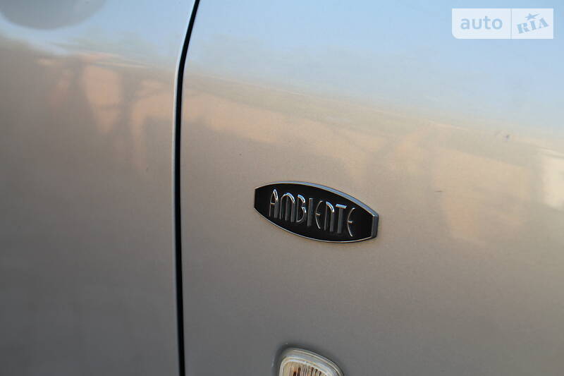 Седан Skoda Octavia 2002 в Полтаві