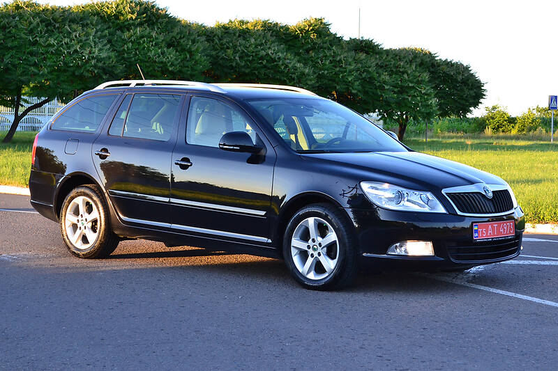 Универсал Skoda Octavia 2012 в Ровно