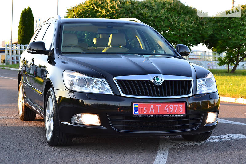 Універсал Skoda Octavia 2012 в 