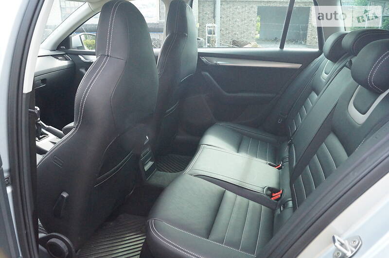 Універсал Skoda Octavia 2015 в Житомирі