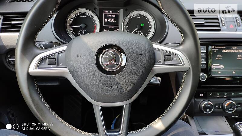Універсал Skoda Octavia 2015 в Чернівцях