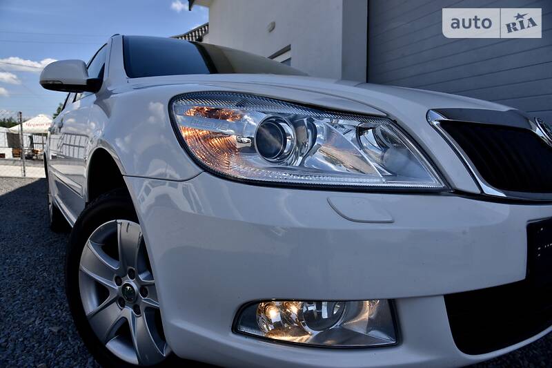 Універсал Skoda Octavia 2012 в Дрогобичі
