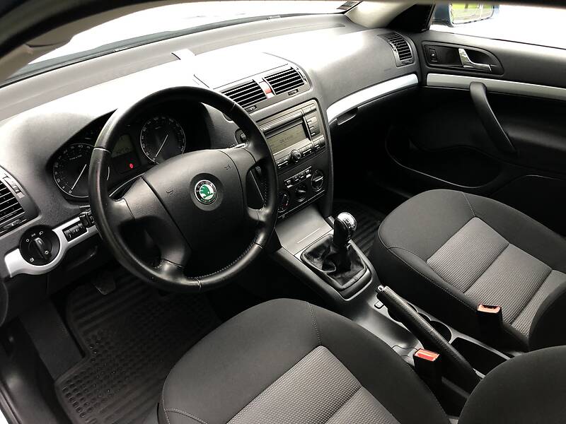 Універсал Skoda Octavia 2007 в Дрогобичі