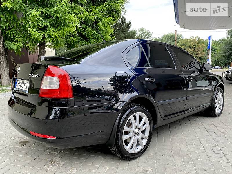 Седан Skoda Octavia 2012 в Дніпрі
