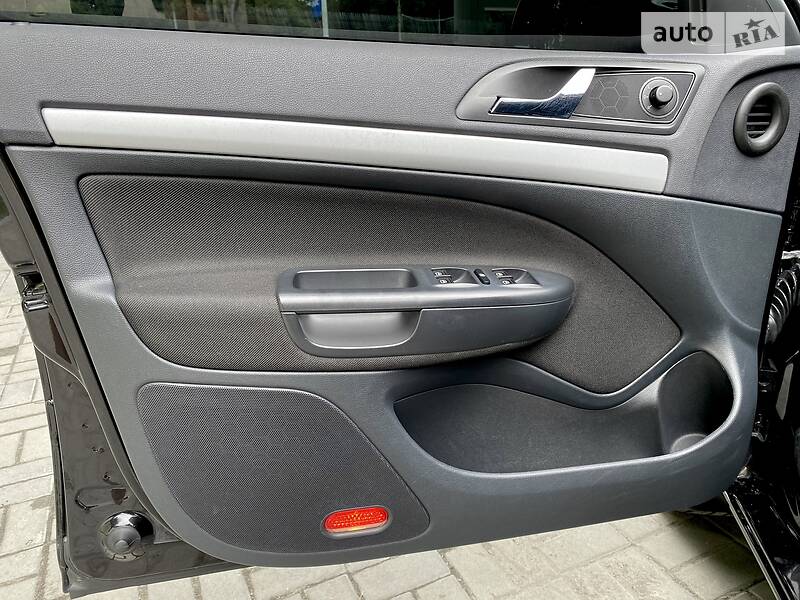 Седан Skoda Octavia 2012 в Дніпрі