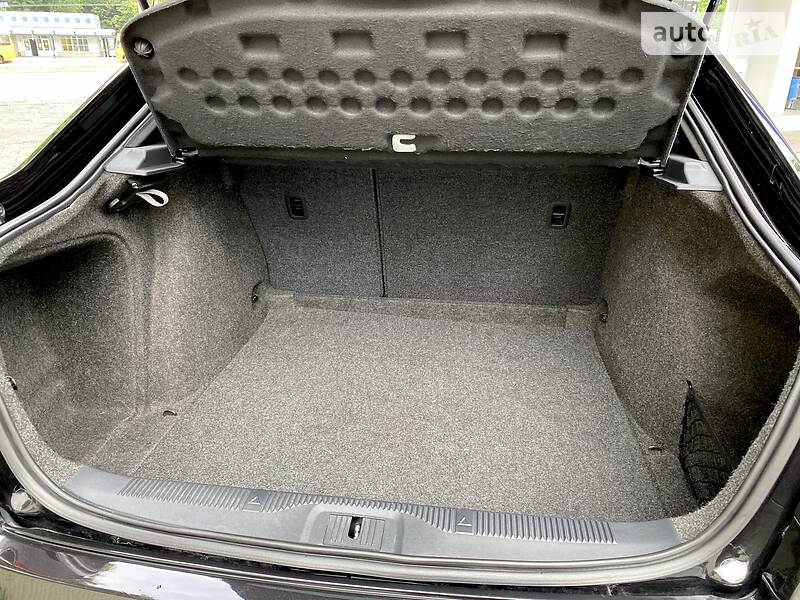 Седан Skoda Octavia 2012 в Дніпрі