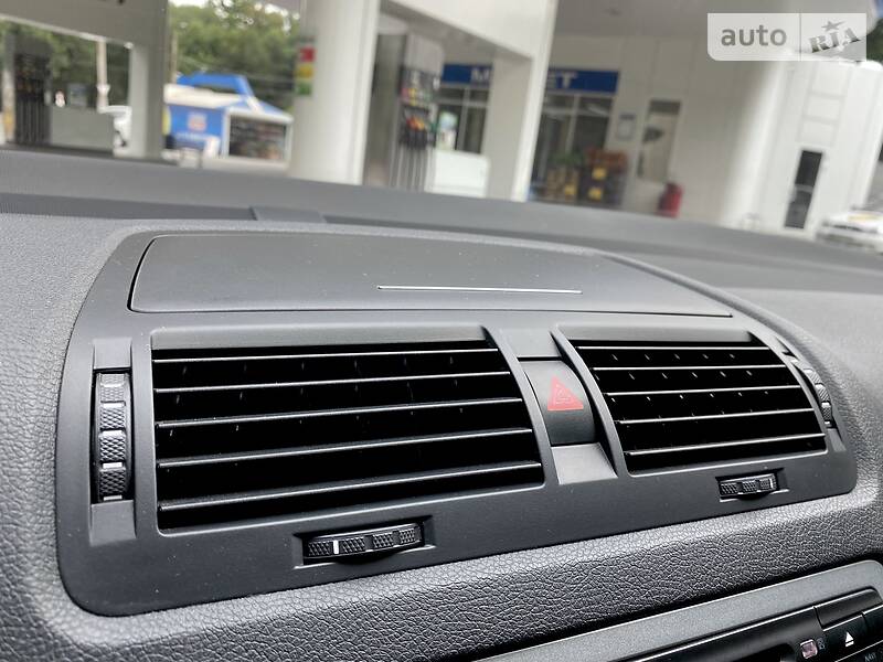 Седан Skoda Octavia 2012 в Дніпрі