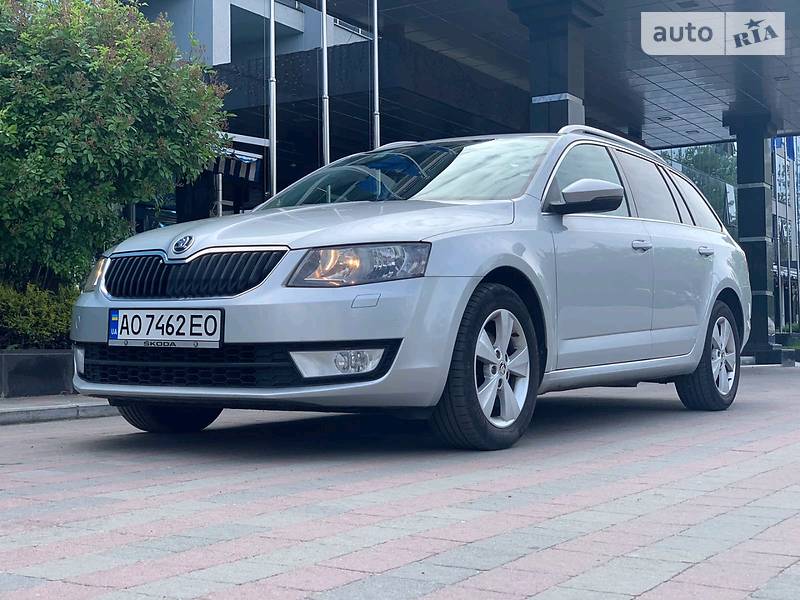 Универсал Skoda Octavia 2015 в Ужгороде