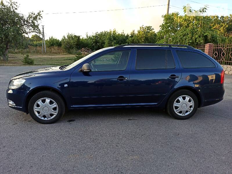 Універсал Skoda Octavia 2010 в Кропивницькому