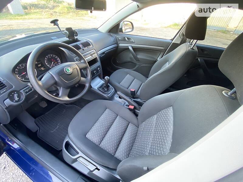 Седан Skoda Octavia 2012 в Луцьку