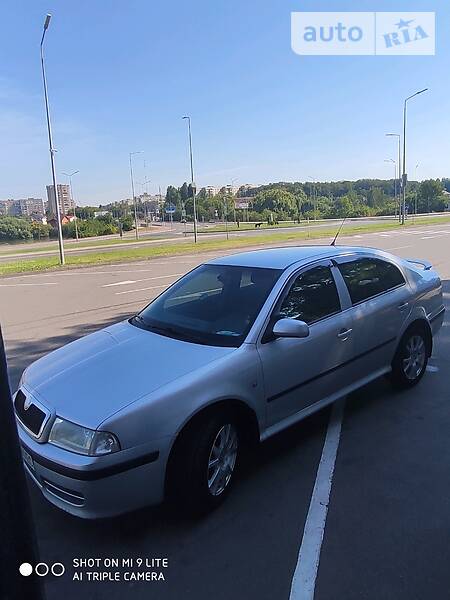 Хэтчбек Skoda Octavia 2008 в Виннице