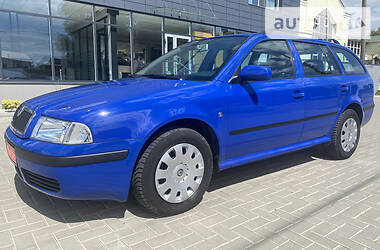 Універсал Skoda Octavia 2010 в 
