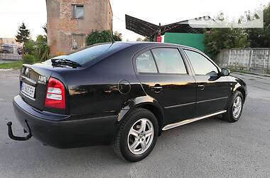 Лифтбек Skoda Octavia 2002 в Хмельницком