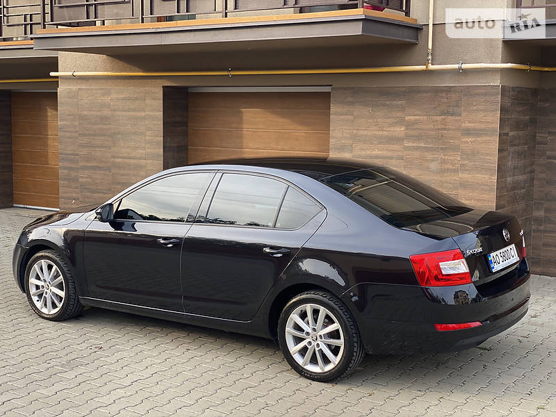 Седан Skoda Octavia 2015 в Ужгороде