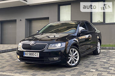 Седан Skoda Octavia 2015 в Ужгороде