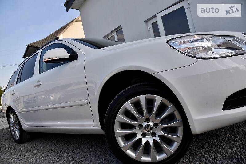 Універсал Skoda Octavia 2011 в Дрогобичі