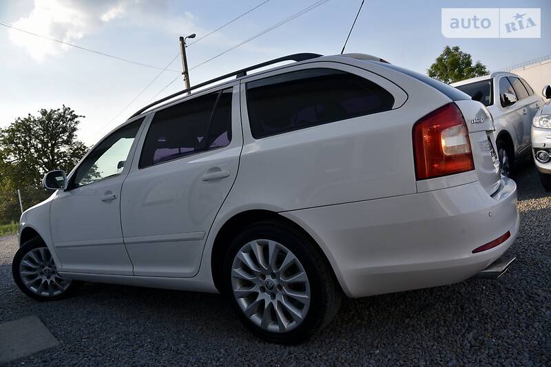 Універсал Skoda Octavia 2011 в Дрогобичі