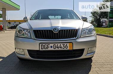 Седан Skoda Octavia 2011 в Житомире