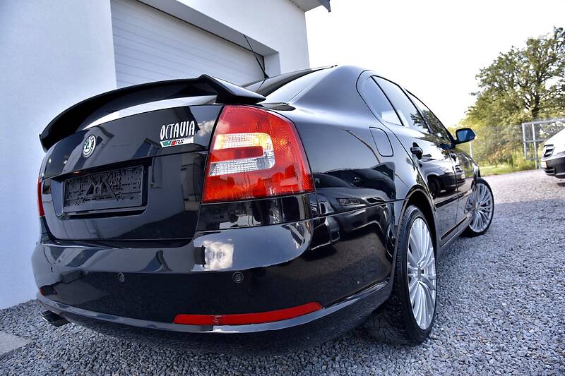 Седан Skoda Octavia 2009 в Дрогобичі