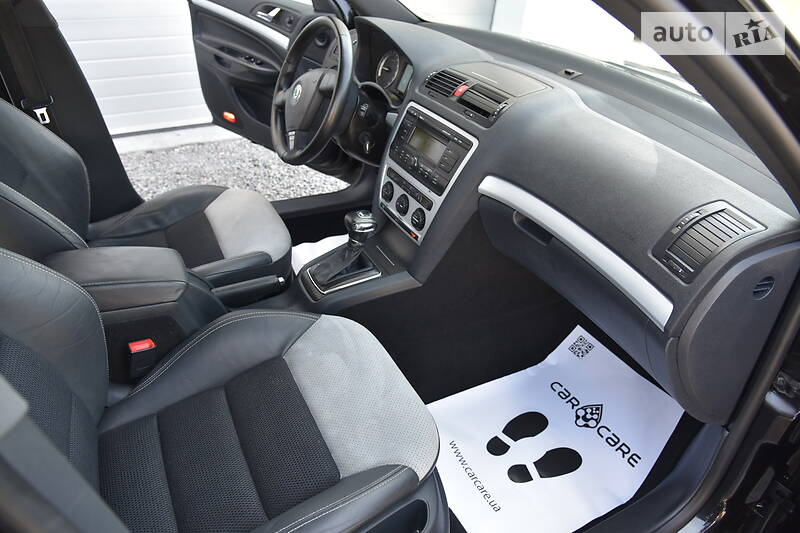 Седан Skoda Octavia 2009 в Дрогобичі