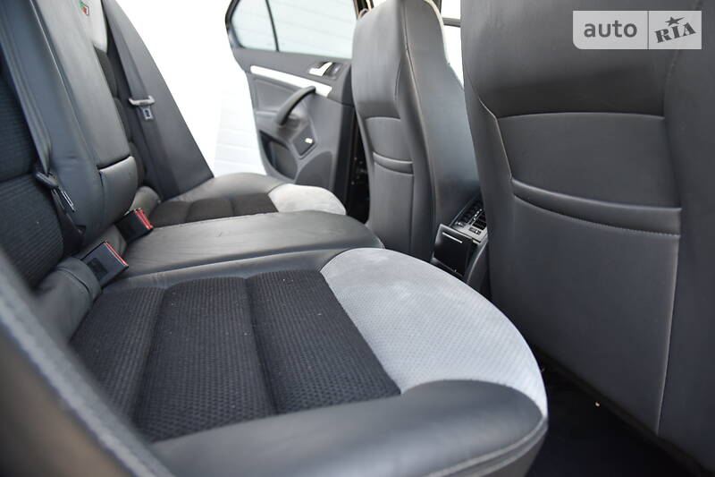 Седан Skoda Octavia 2009 в Дрогобичі