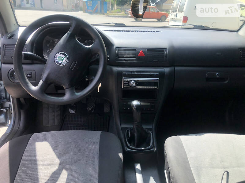 Хэтчбек Skoda Octavia 2002 в Крыжополе