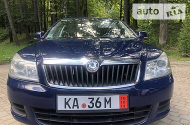 Універсал Skoda Octavia 2011 в Дрогобичі