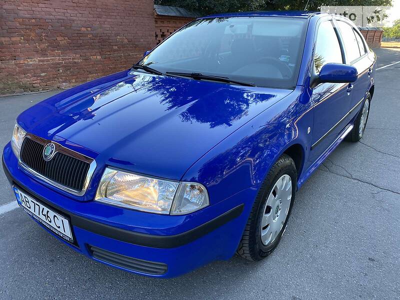 Хетчбек Skoda Octavia 2004 в 