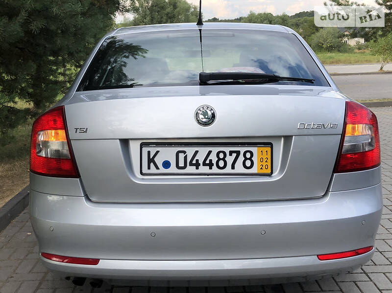 Седан Skoda Octavia 2009 в Дрогобичі