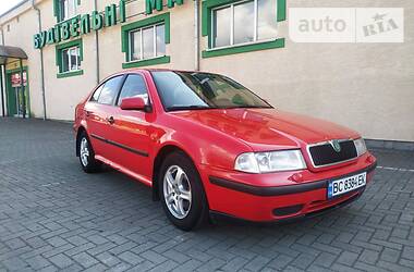 Лифтбек Skoda Octavia 1996 в Стрые