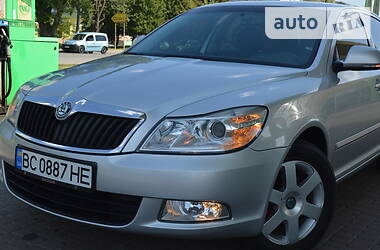 Седан Skoda Octavia 2011 в 