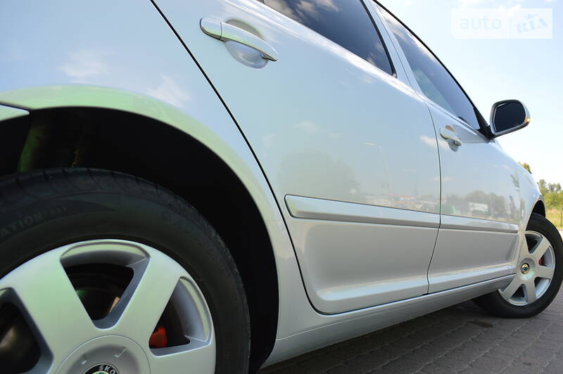 Седан Skoda Octavia 2011 в Дрогобичі