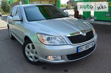 Седан Skoda Octavia 2011 в 