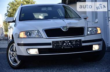 Універсал Skoda Octavia 2009 в 