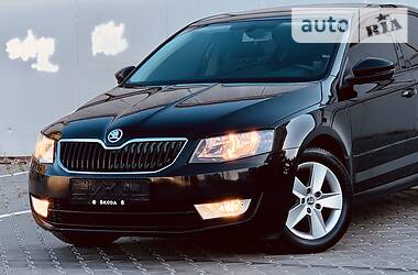 Седан Skoda Octavia 2015 в Одессе