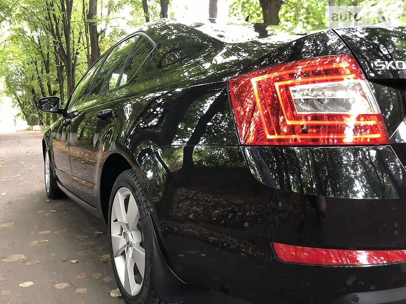 Седан Skoda Octavia 2015 в Козятині