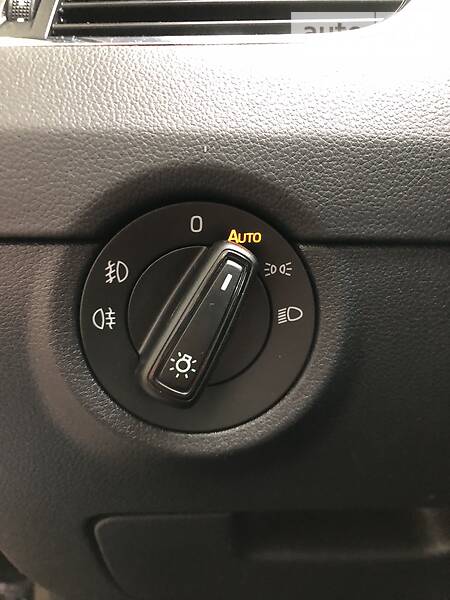 Седан Skoda Octavia 2015 в Козятині