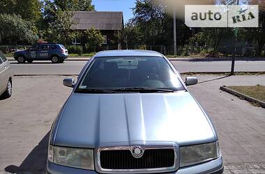 Хэтчбек Skoda Octavia 2002 в Надворной