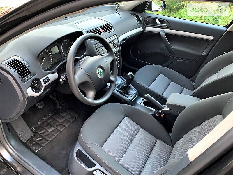 Універсал Skoda Octavia 2006 в Рівному