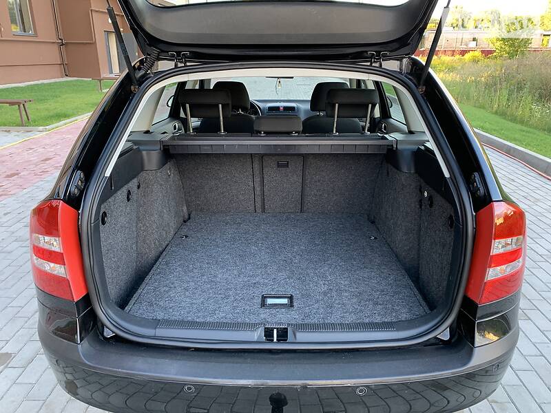 Універсал Skoda Octavia 2006 в Рівному