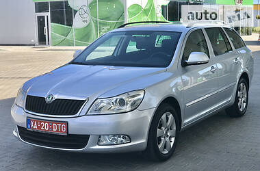 Універсал Skoda Octavia 2011 в 