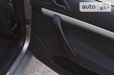 Седан Skoda Octavia 2010 в 