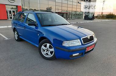 Универсал Skoda Octavia 2002 в Полтаве