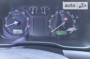 Седан Skoda Octavia 2006 в 